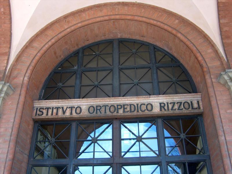 entrata dell'istituto Ortopedico Rizzoli di Bologna